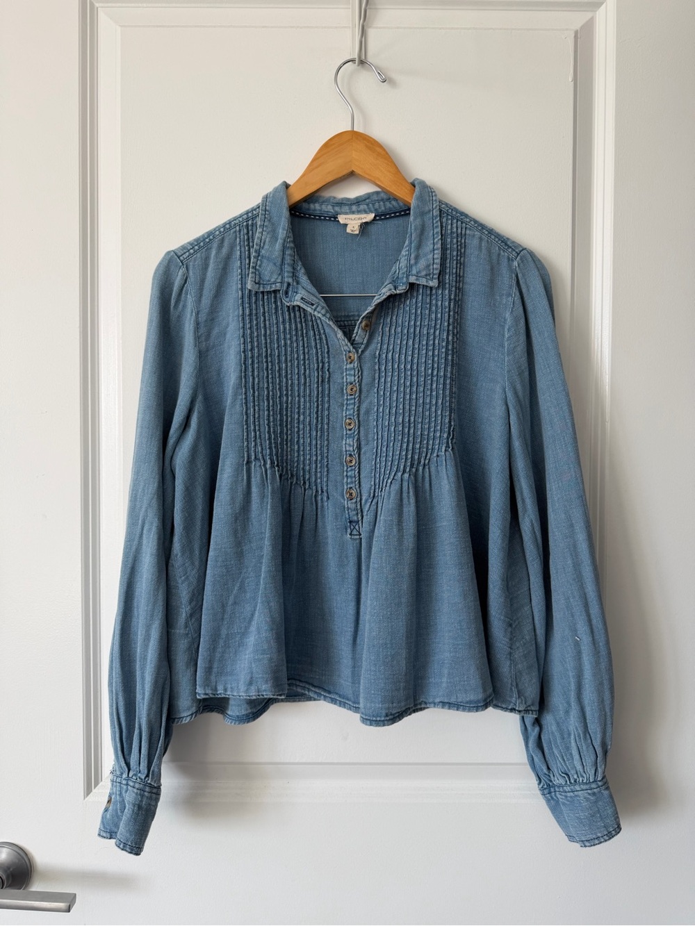 Anthropologie Light Blue denim Pintuck Peasant Blouse - Women's Long Sleeve